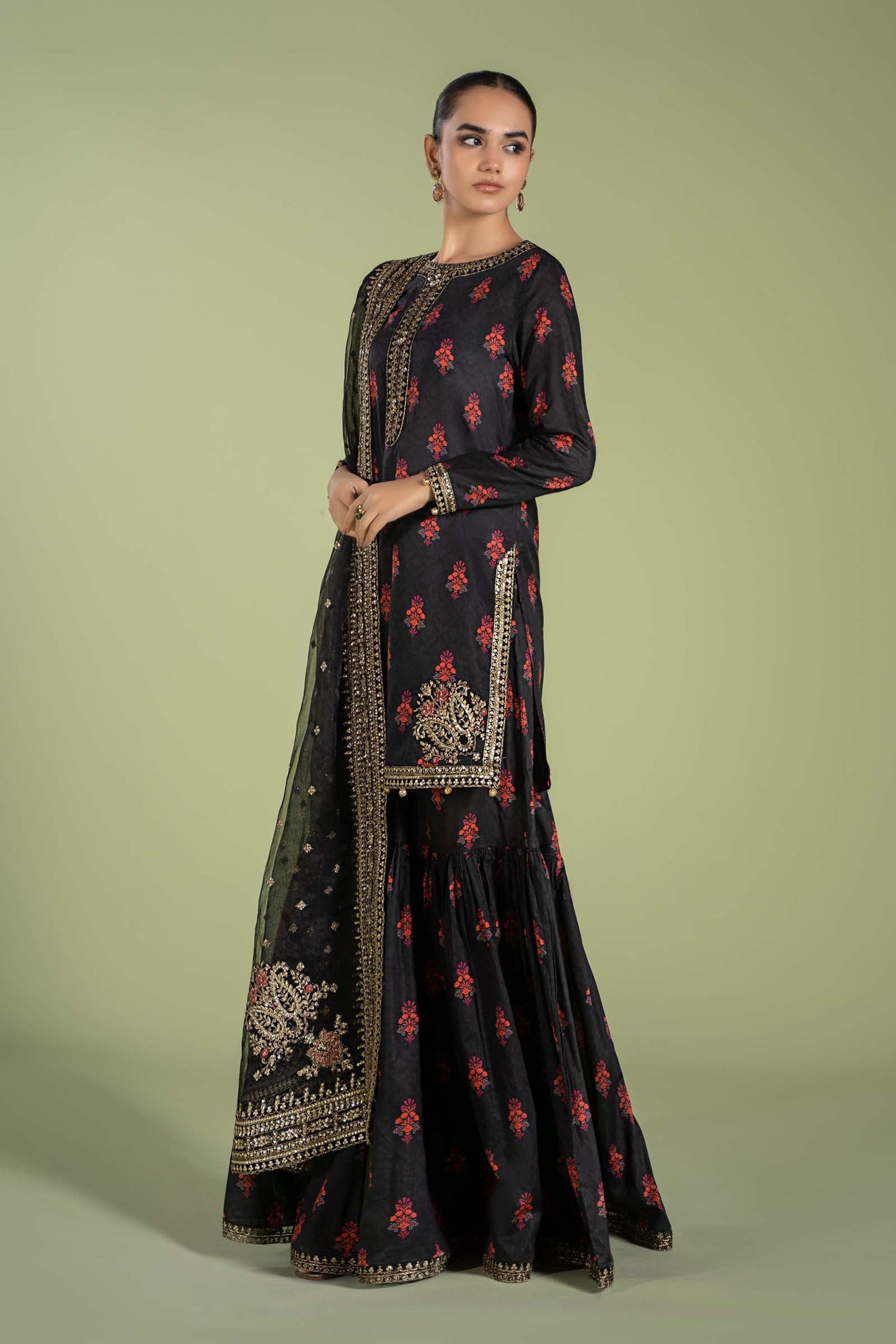 3 PIECE EMBROIDERED LAWN SUIT | DW-EF24-77