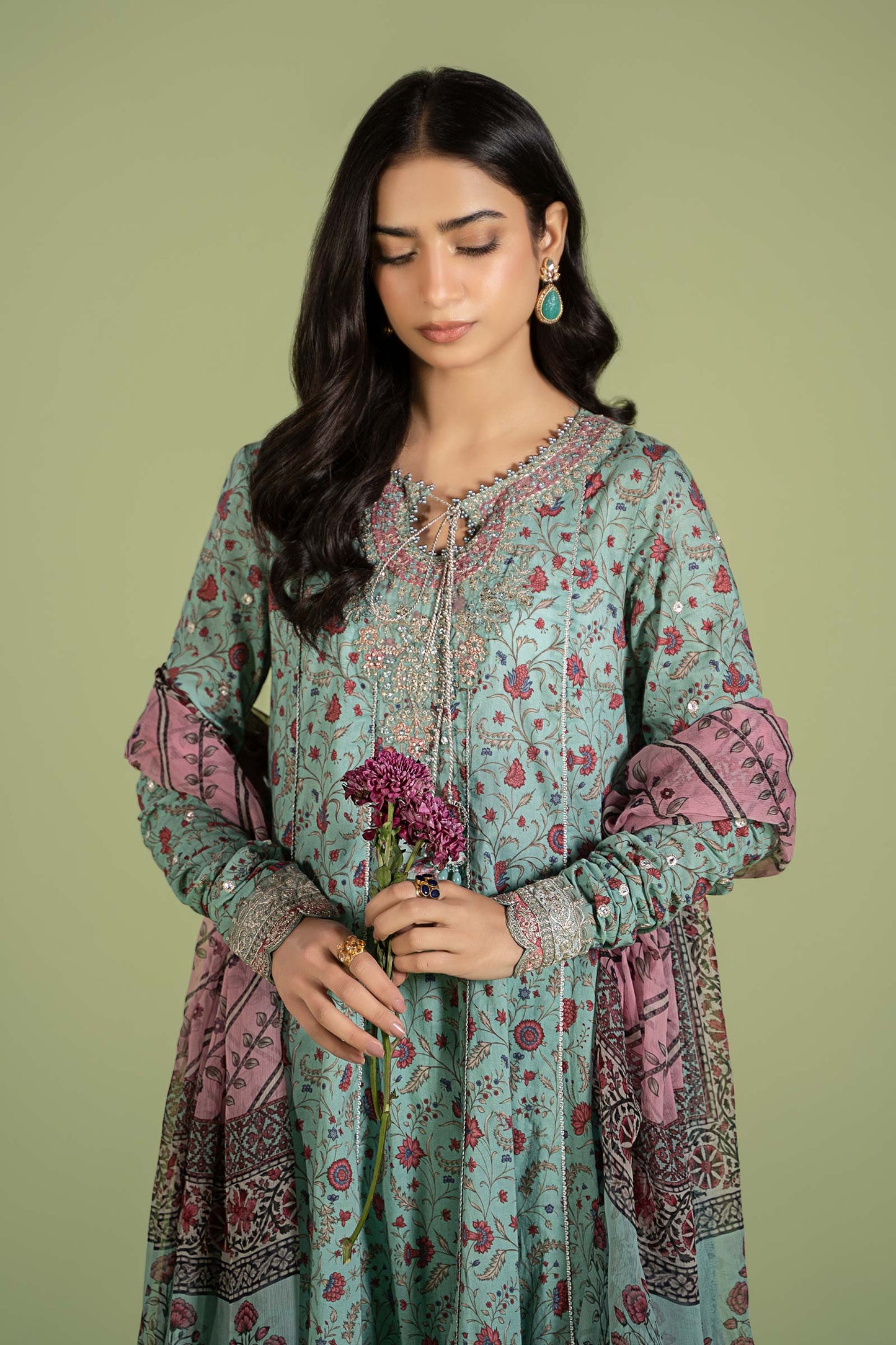 3 PIECE EMBROIDERED LAWN SUIT | DW-EF24-50