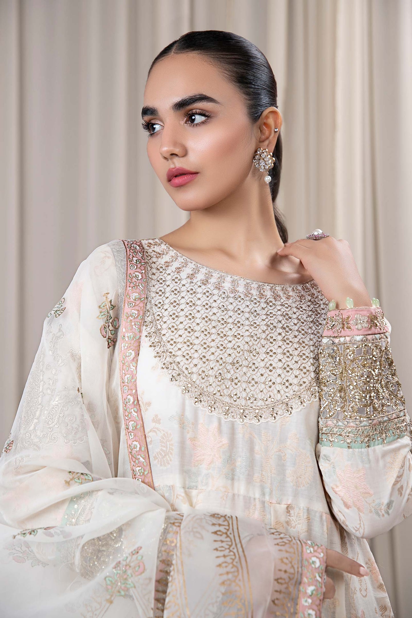 3 PIECE EMBROIDERED JACQUARD BROSHIA SUIT | DW-EF24-56