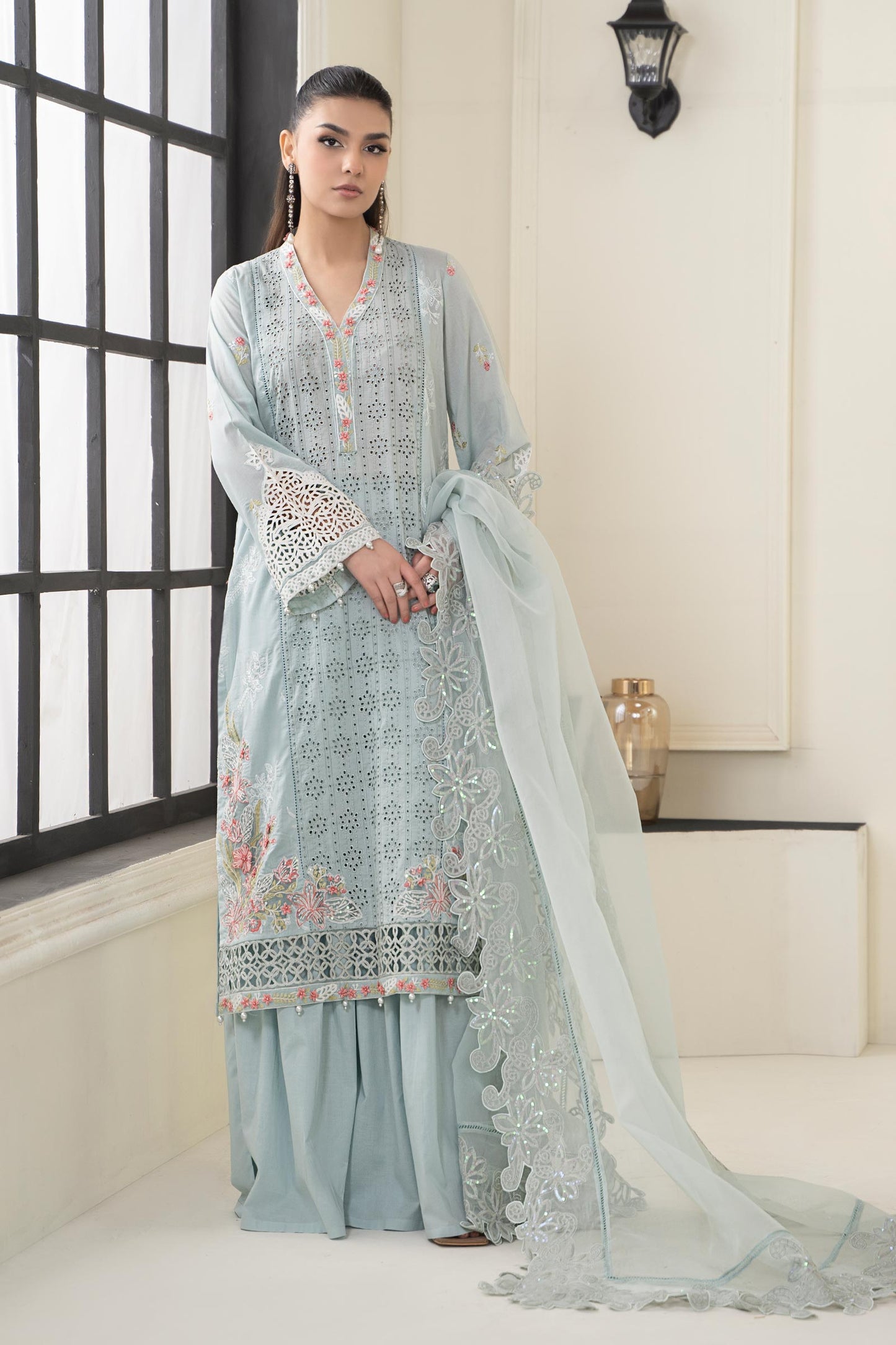 3 PIECE EMBROIDERED LAWN SUIT | DW-EF24-05