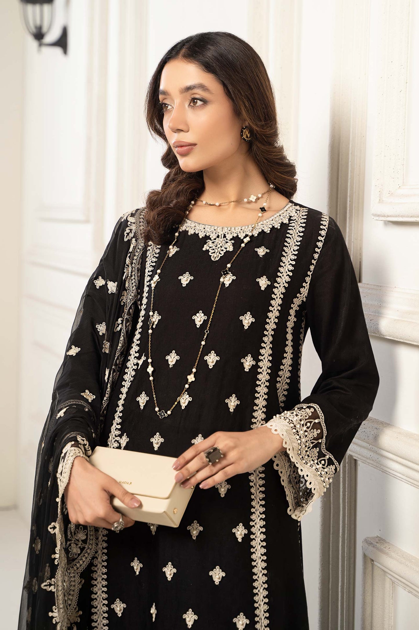 3 PIECE EMBROIDERED SELF JACQUARD SUIT | DW-EF24-117