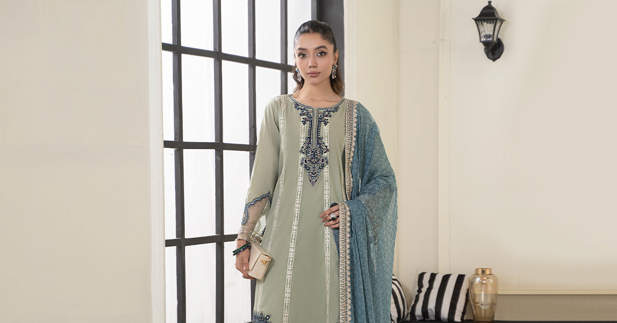 3 PIECE EMBROIDERED LAWN SUIT | DW-EF24-130