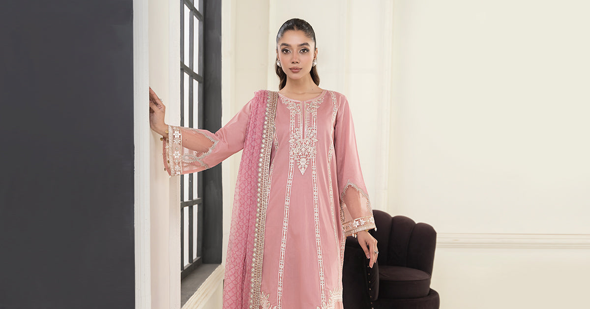 3 PIECE EMBROIDERED LAWN SUIT | DW-EF24-130