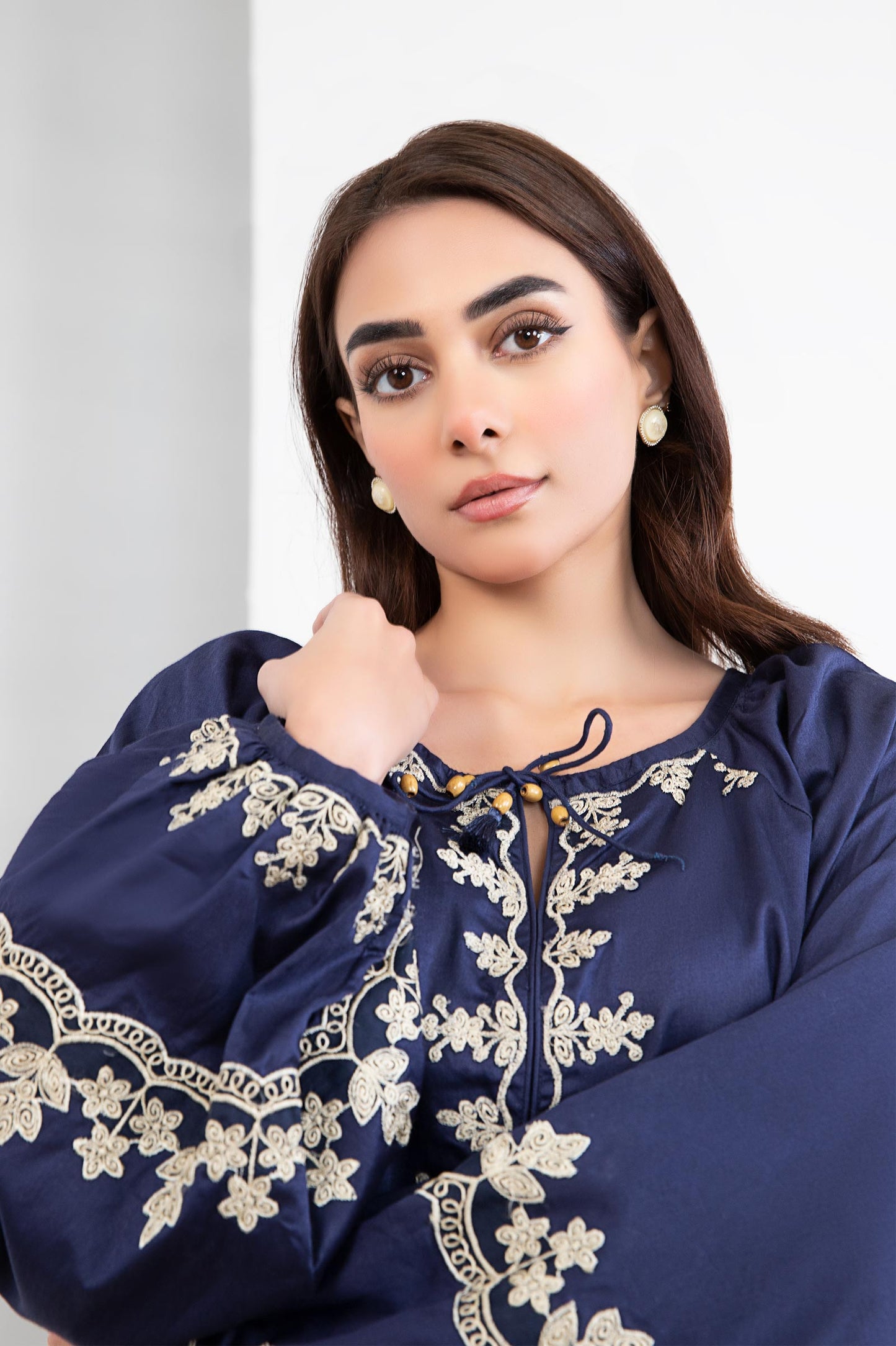 EMBROIDERED ARABIC LAWN TUNIC DRESS | MB-EF24-200