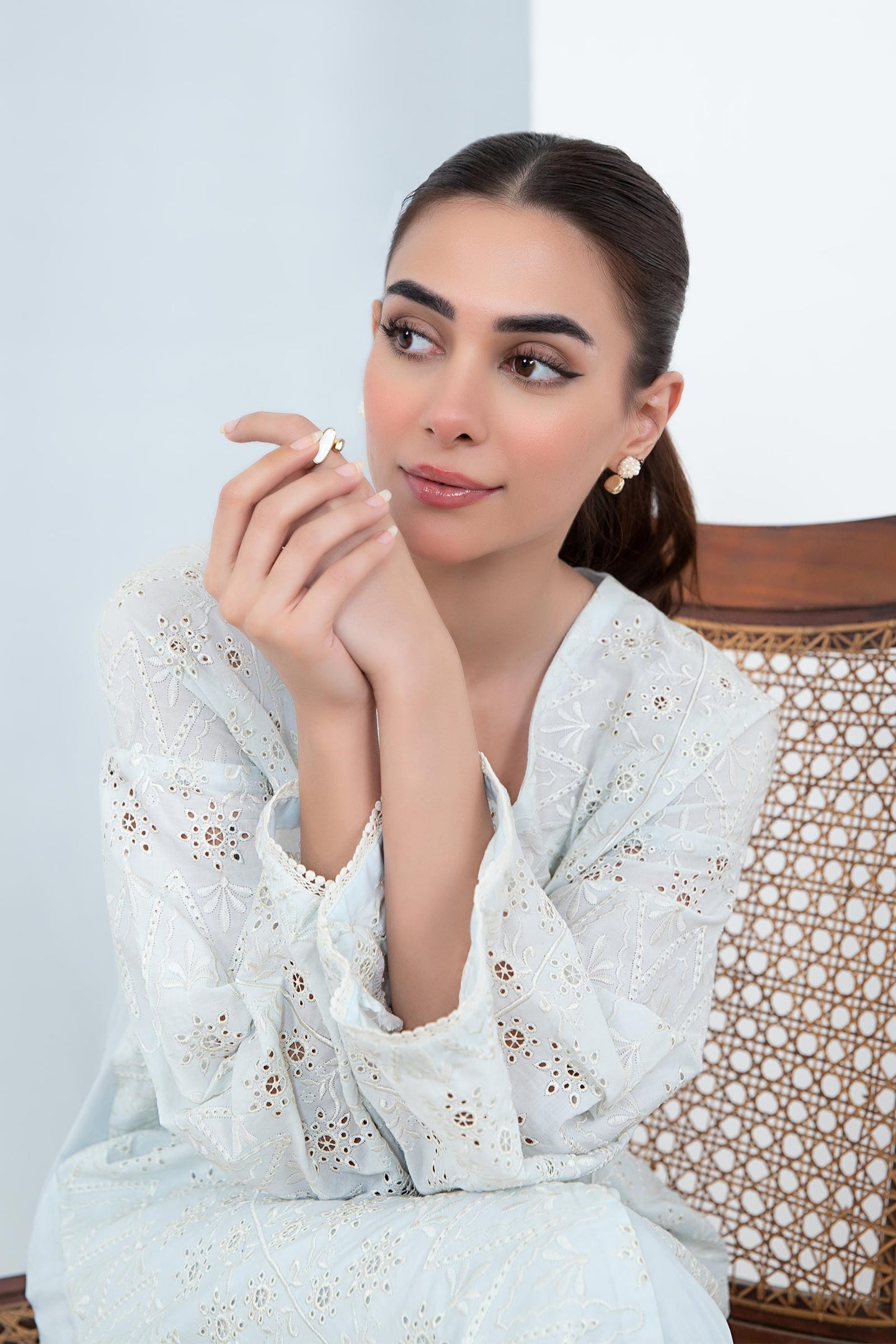 EMBROIDERED LAWN TUNIC SHIRT | MB-EF24-33