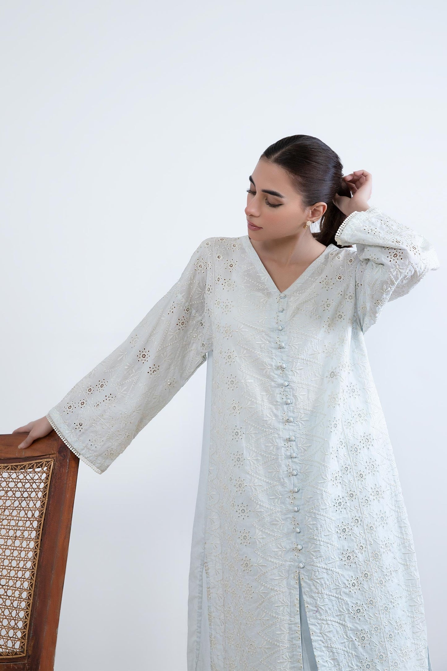 EMBROIDERED LAWN TUNIC SHIRT | MB-EF24-33