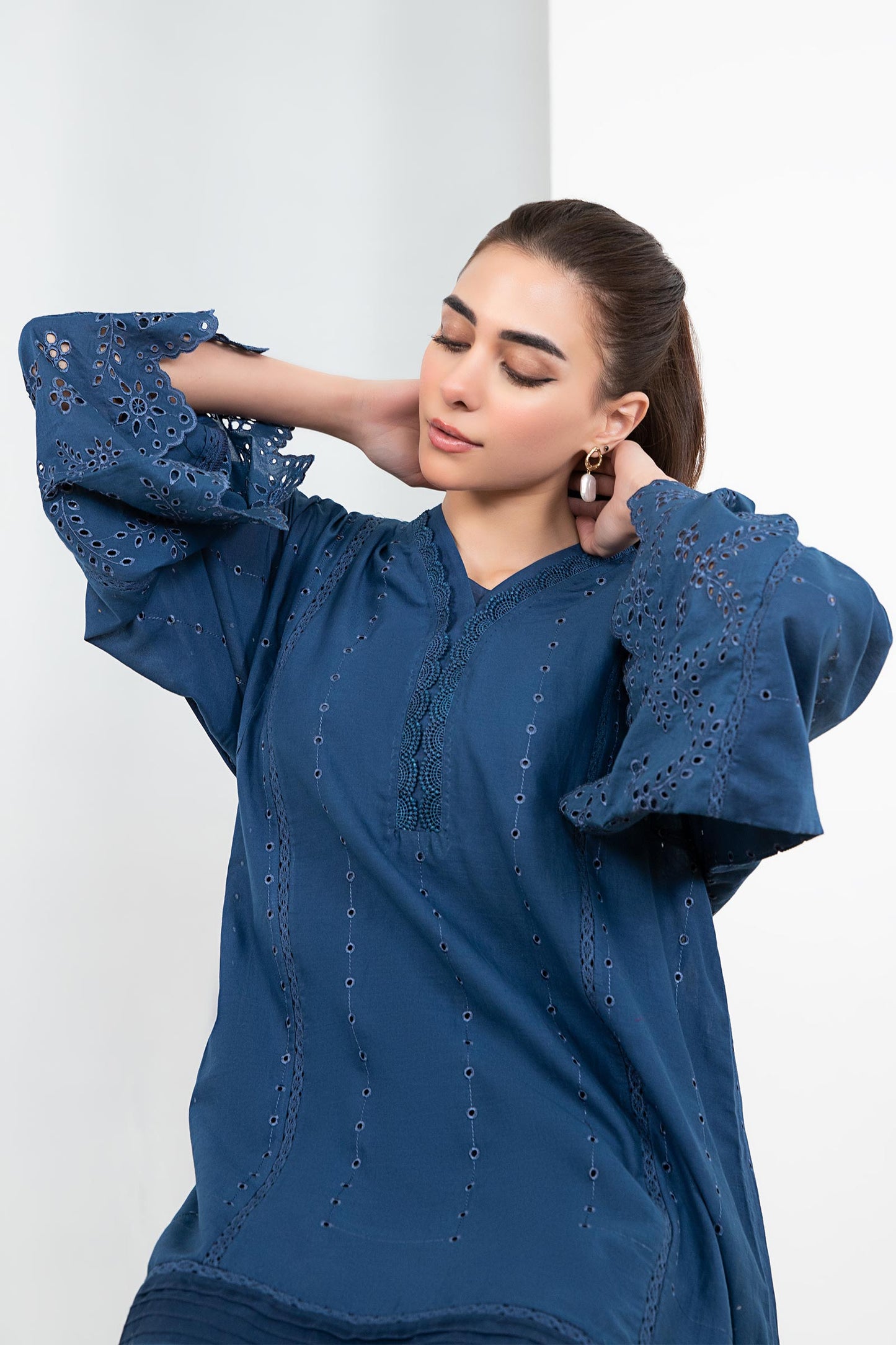 EMBROIDERED LAWN KURTA | MB-EF24-62