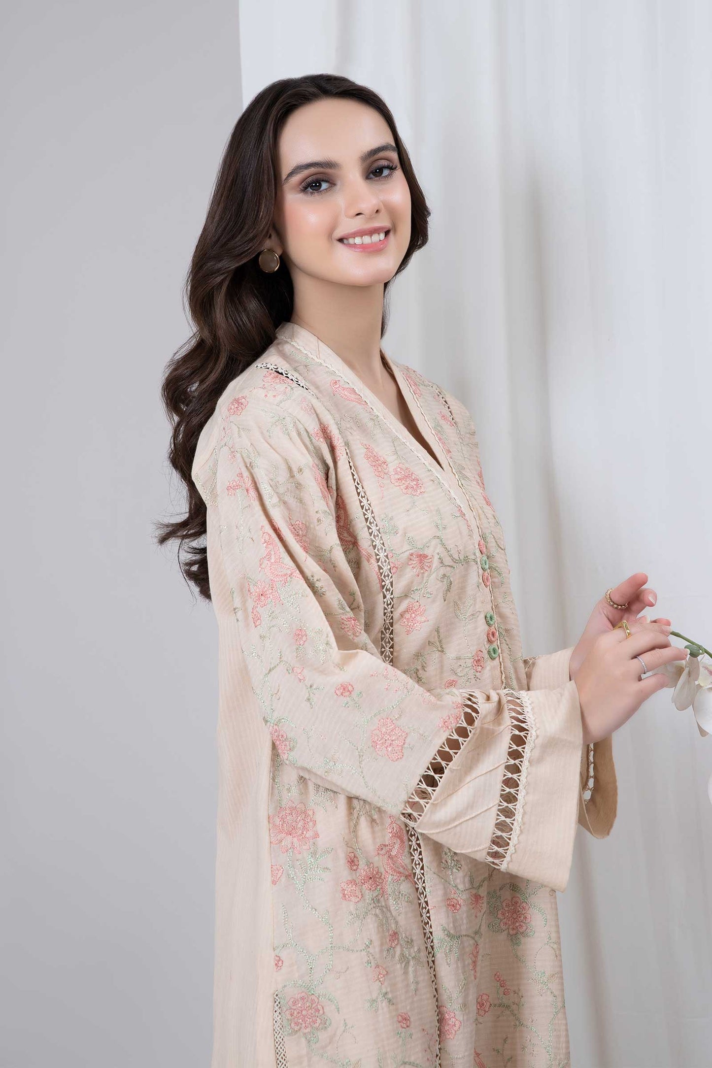 EMBROIDERED LAWN KURTA | MB-EF24-153