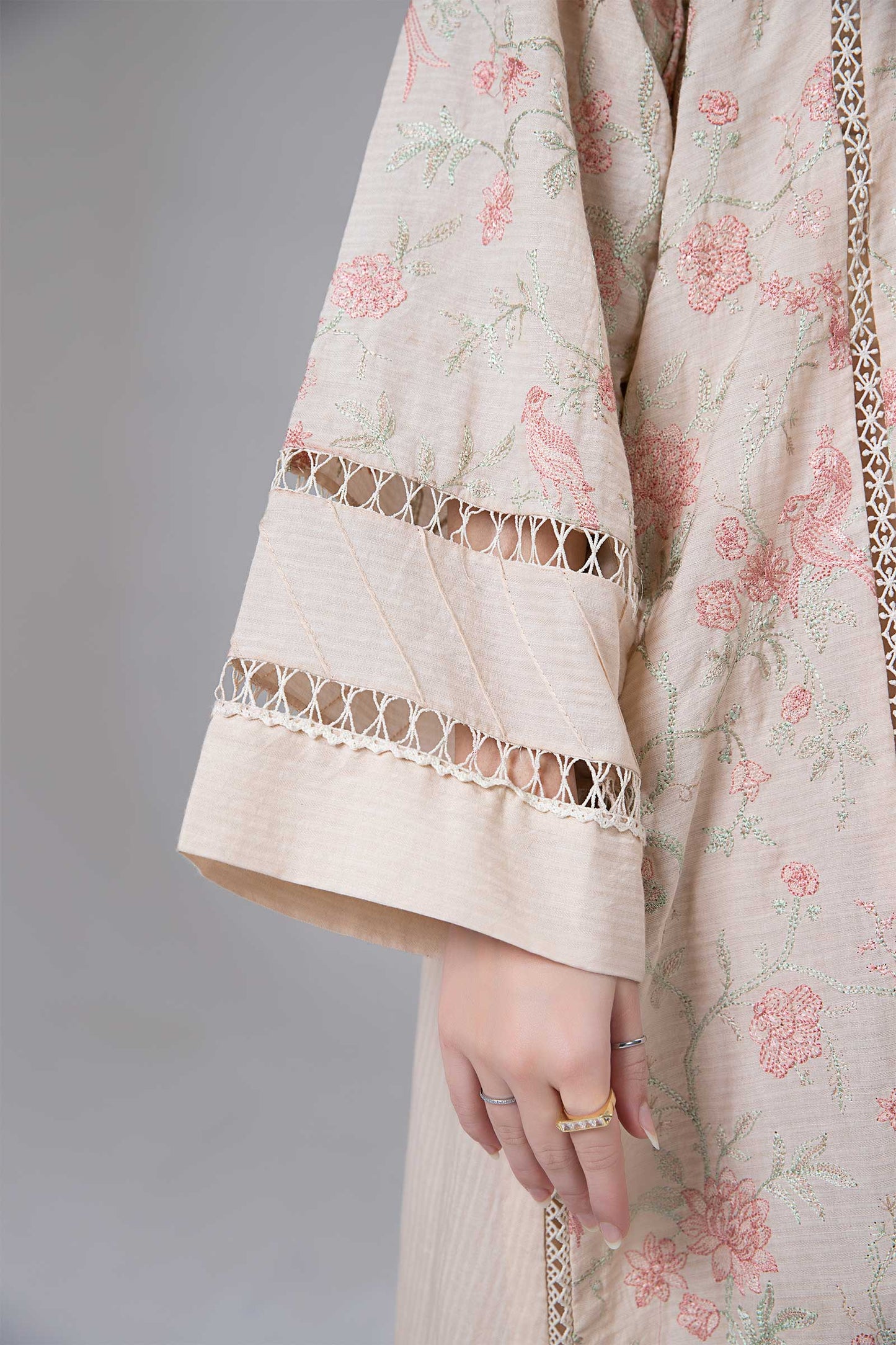 EMBROIDERED LAWN KURTA | MB-EF24-153