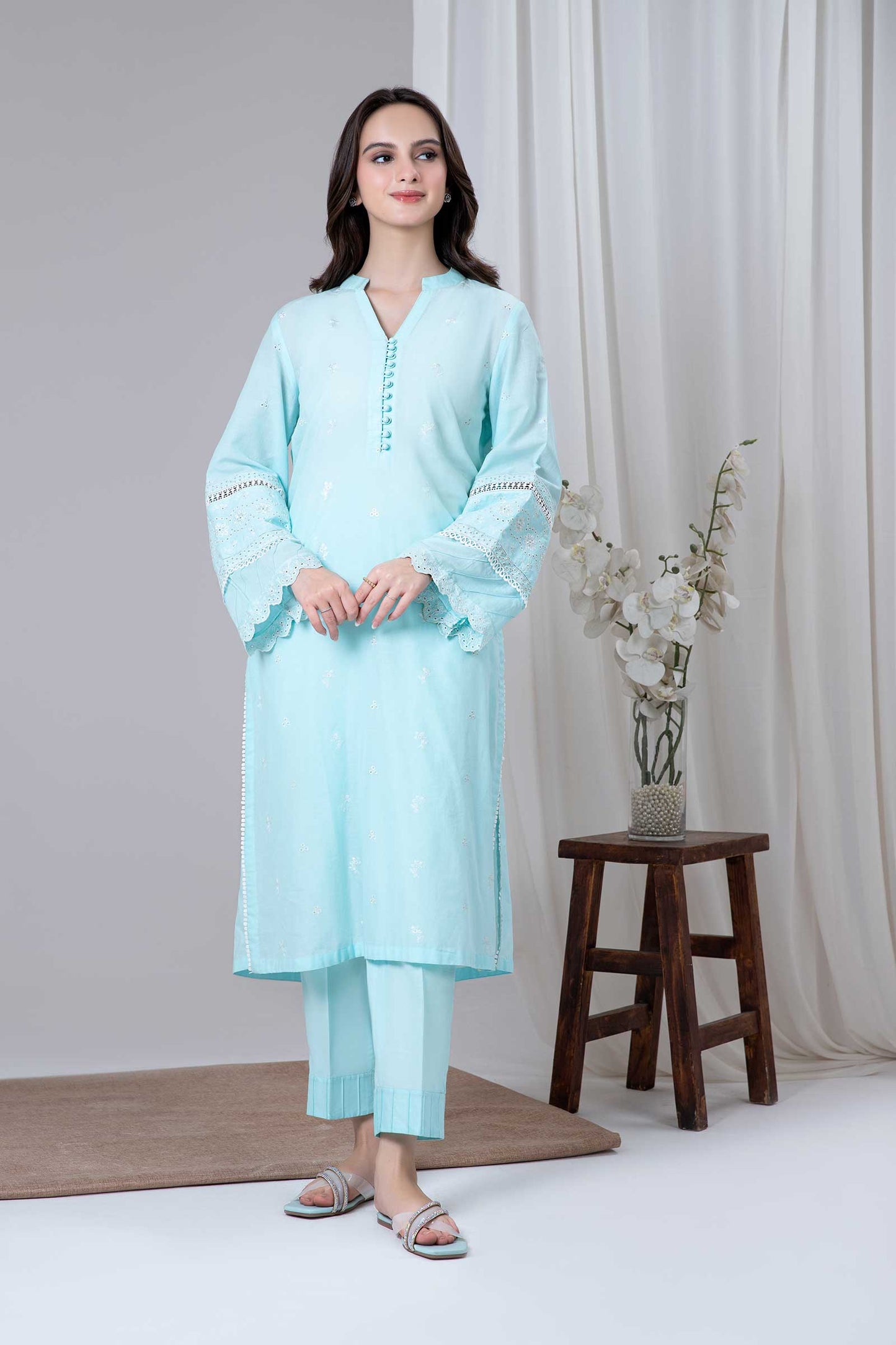 EMBROIDERED LAWN KURTA | MB-EF24-52