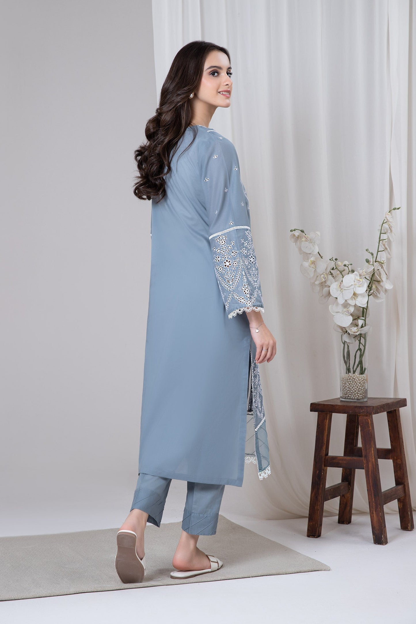 EMBROIDERED LAWN KURTA | MB-EF24-73