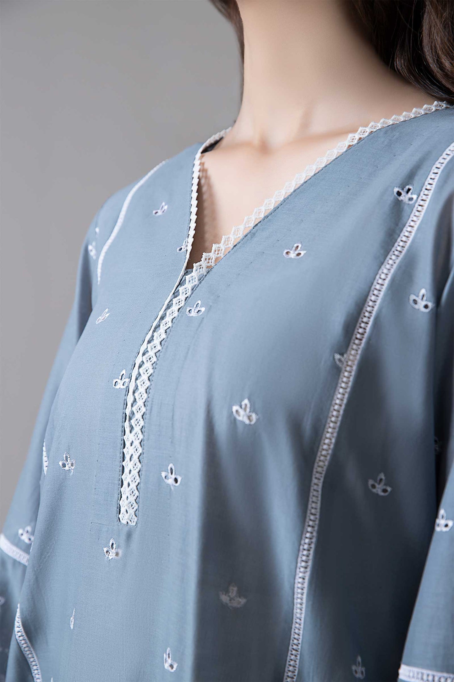 EMBROIDERED LAWN KURTA | MB-EF24-73