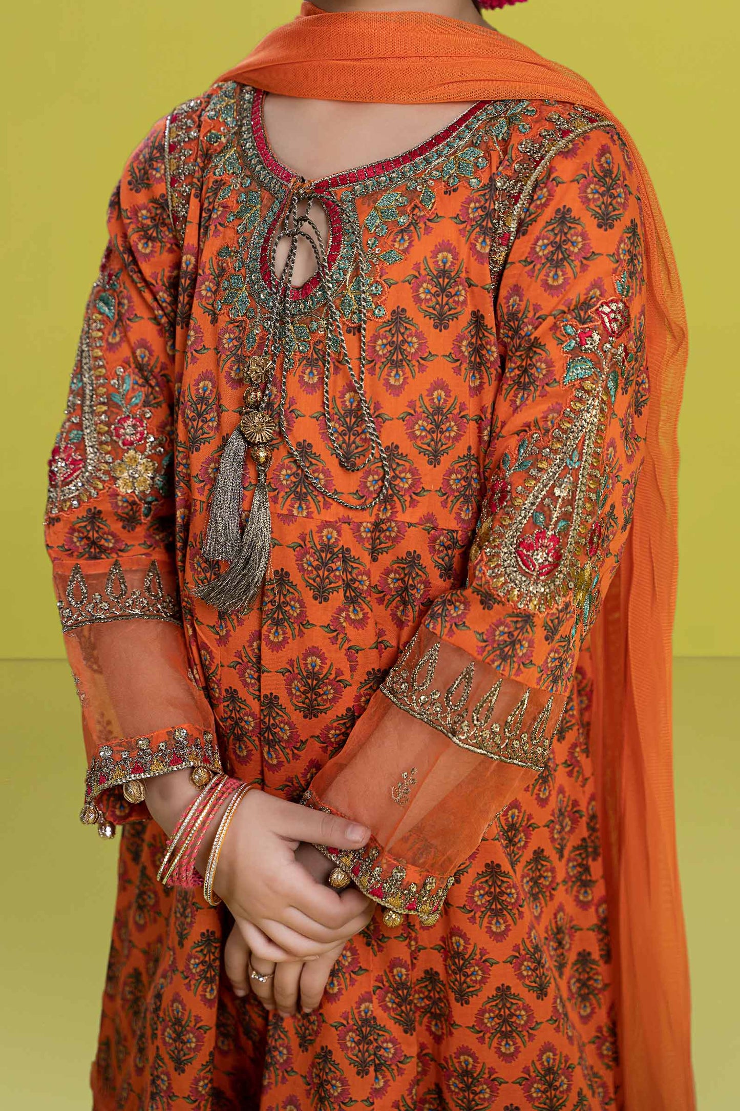 3 PIECE EMBROIDERED LAWN SUIT | MKD-EF24-36