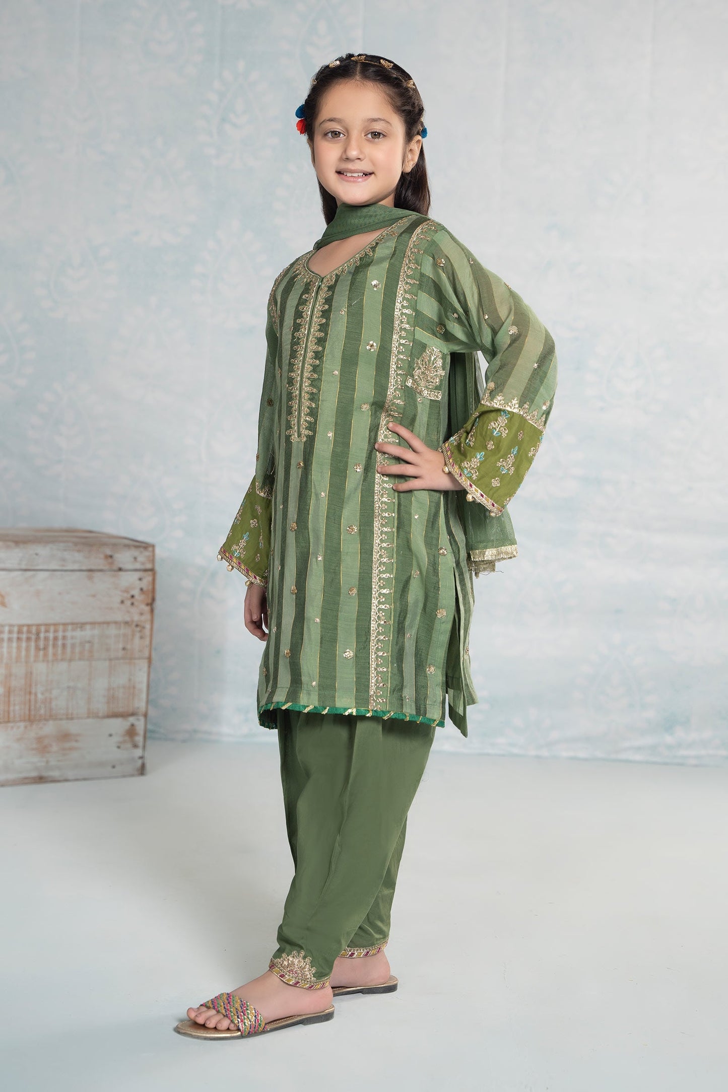 3 PIECE EMBROIDERED YARN DYED SUIT | MKD-EF24-03