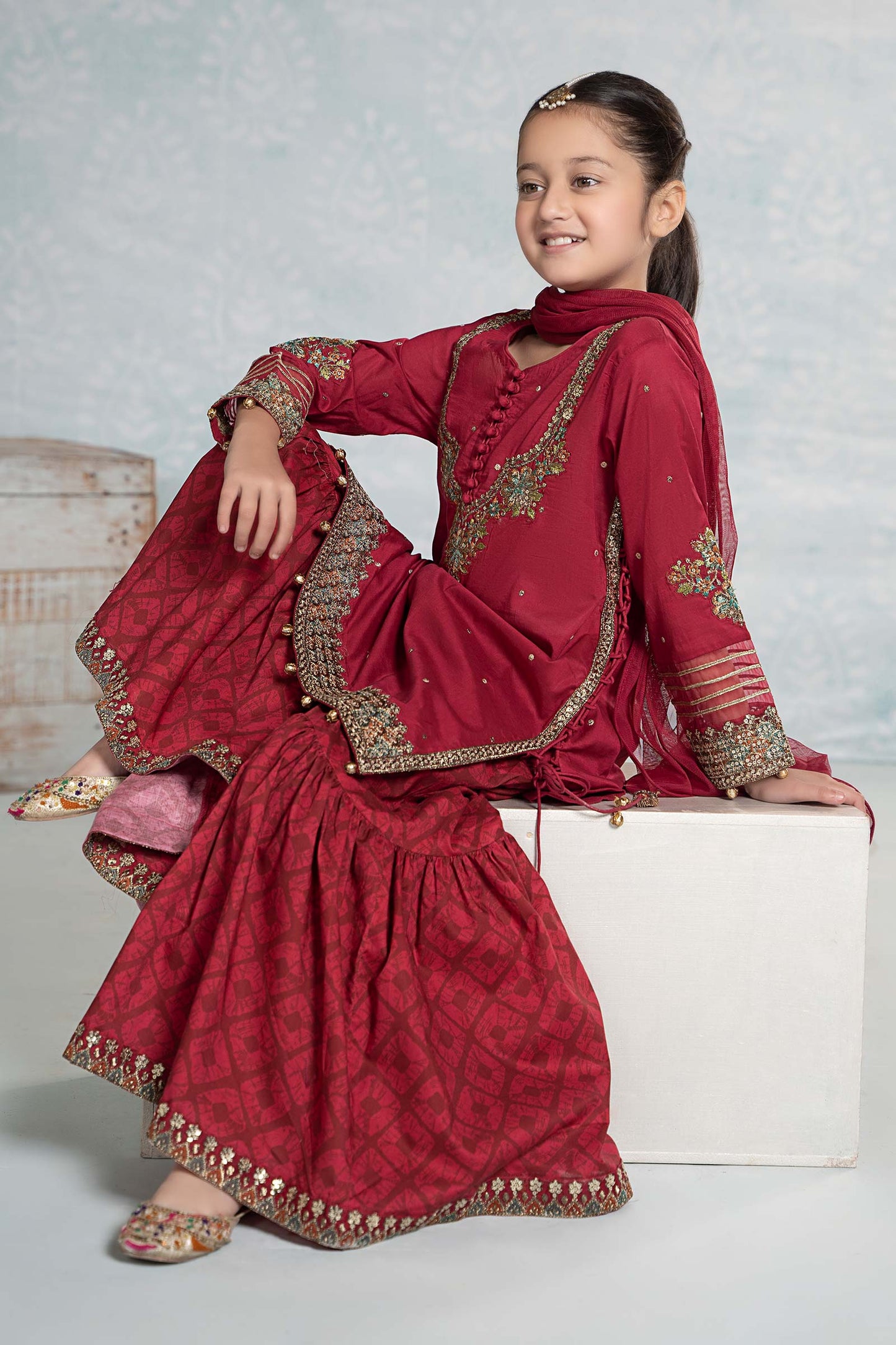 3 PIECE EMBROIDERED LAWN SUIT | MKD-EF24-17