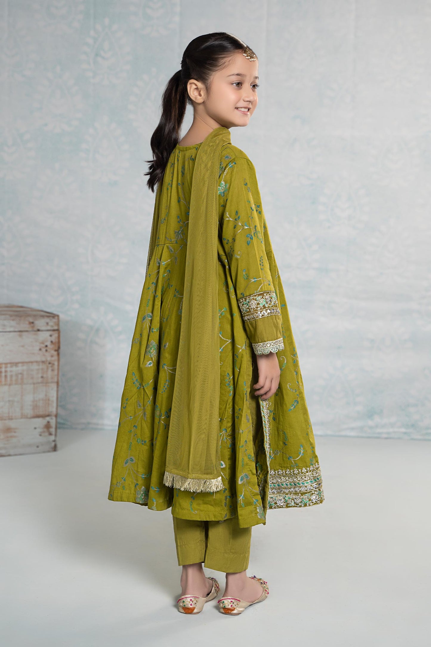 3 PIECE EMBROIDERED JACQUARD BROSHIA SUIT | MKD-EF24-23