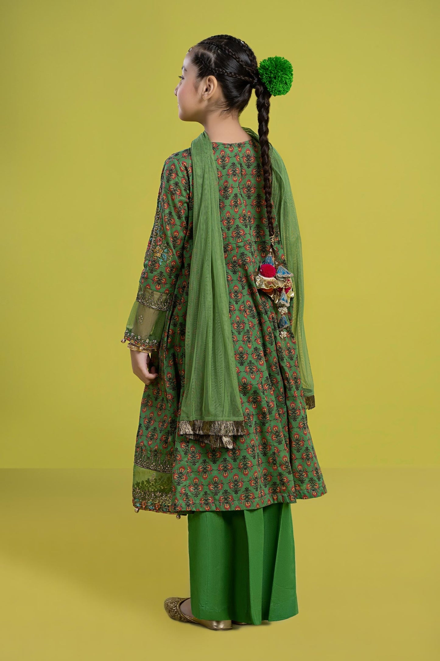 3 PIECE EMBROIDERED LAWN SUIT | MKD-EF24-36