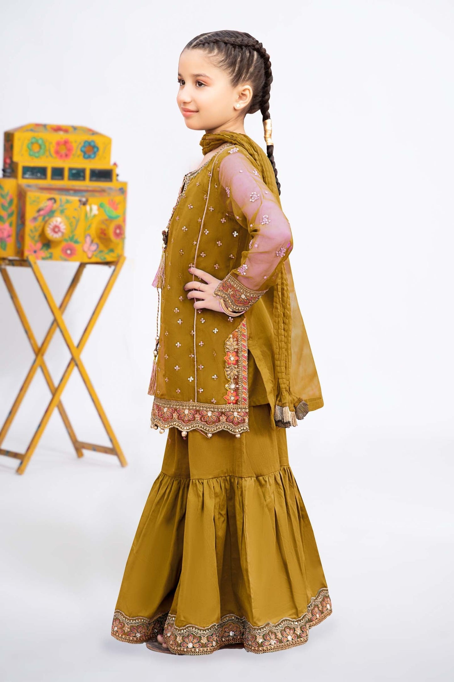 3 PIECE EMBROIDERED ORGANZA SUIT | MKS-EF24-21