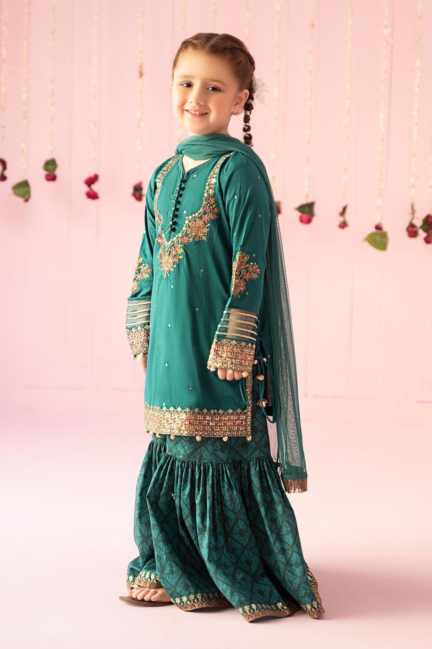 3 PIECE EMBROIDERED LAWN SUIT | MKD-EF24-17