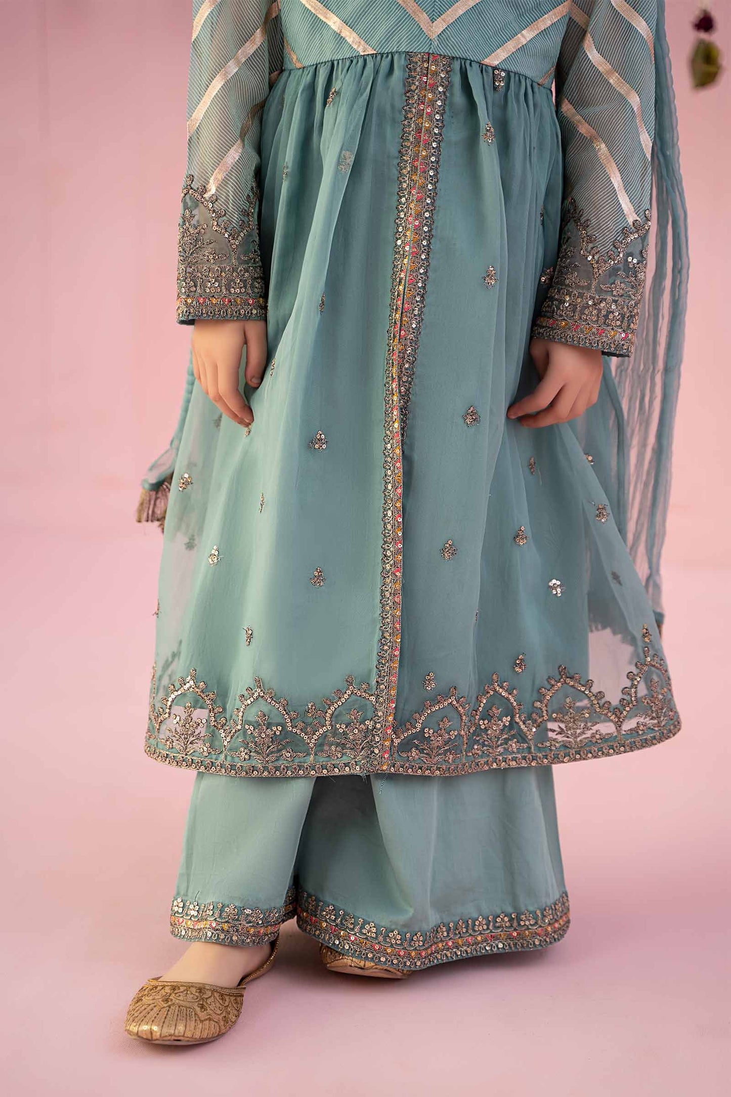 3 PIECE EMBROIDERED ORGANZA SUIT | MKS-EF24-27