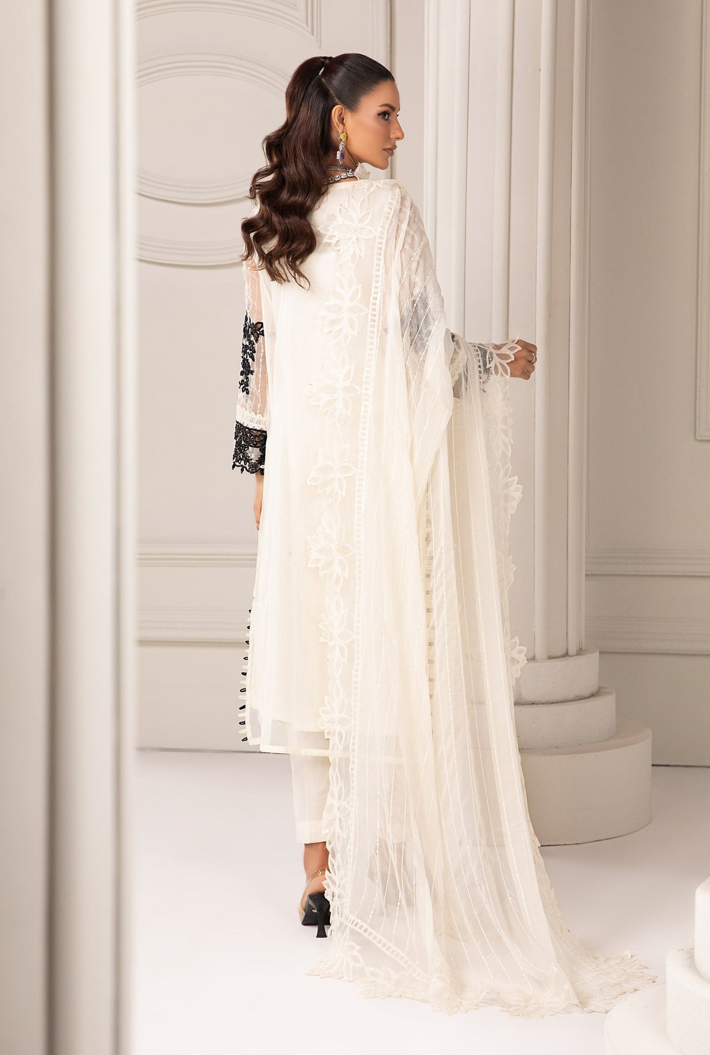 3 PIECE EMBROIDERED ORGANZA SUIT | SF-EF24-17