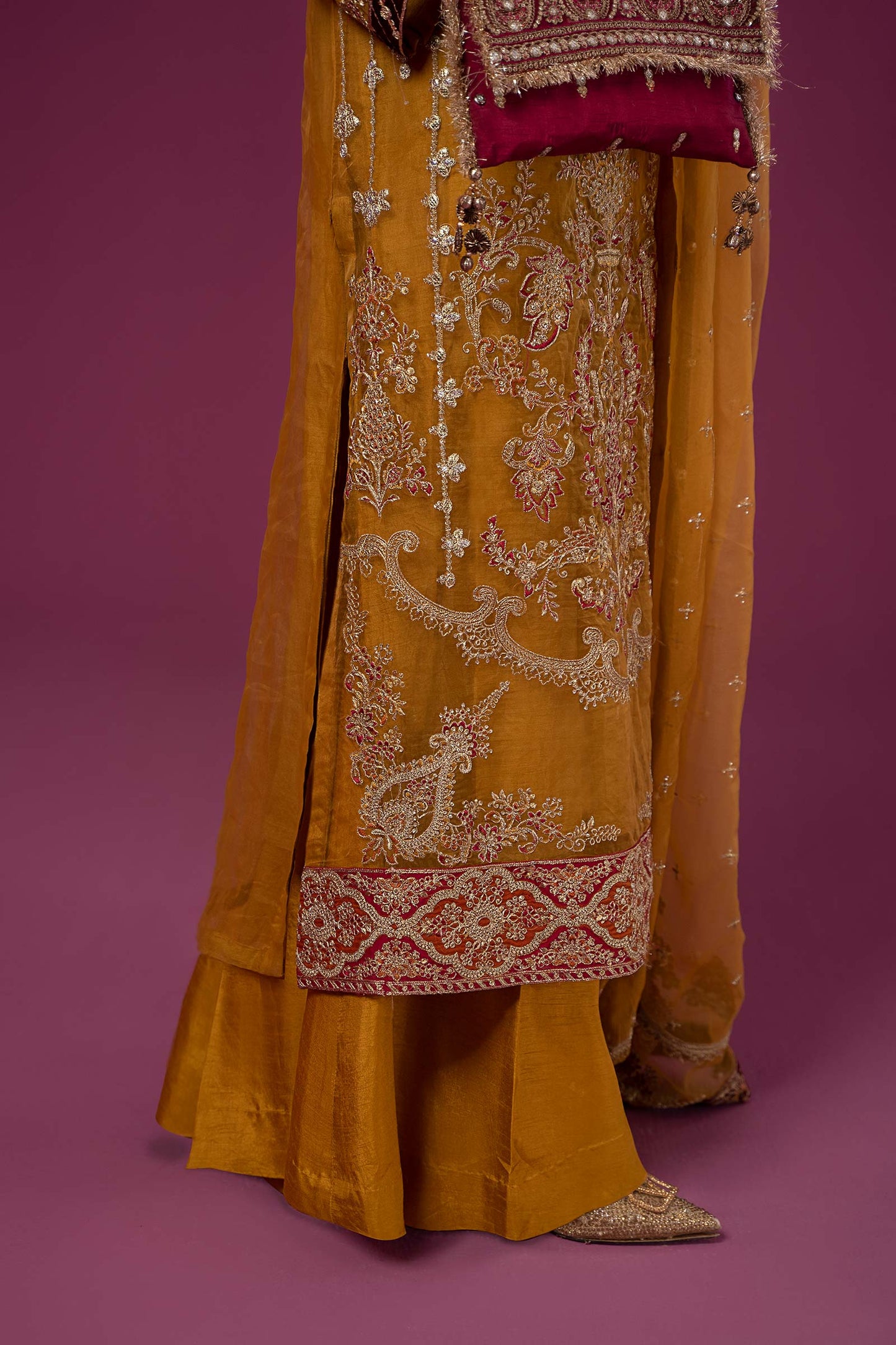 3 PIECE EMBROIDERED ORGANZA SUIT | SF-EF24-45