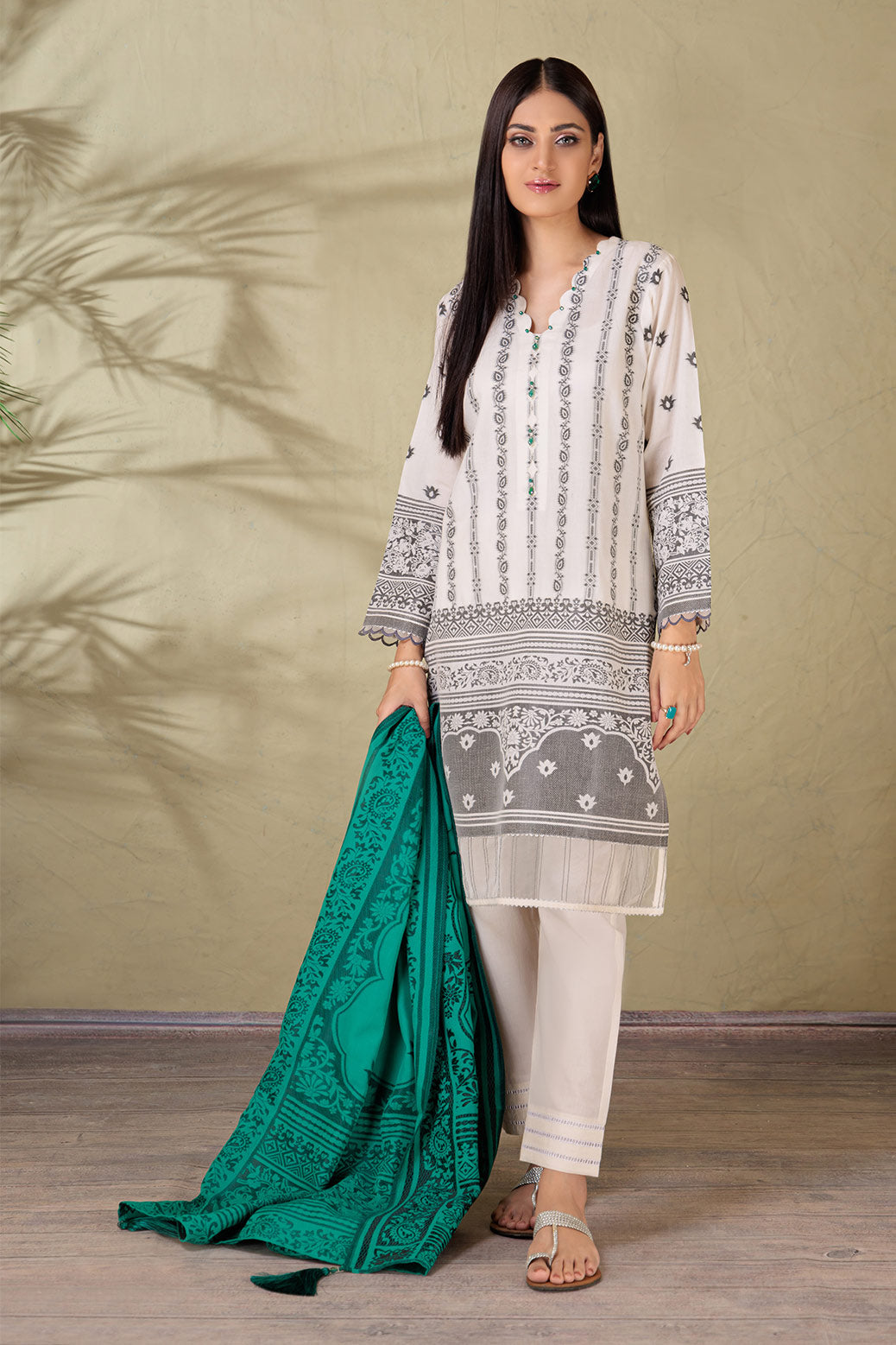 WHITE-JACQUARD-3 PIECE (ABNW22R3P2)