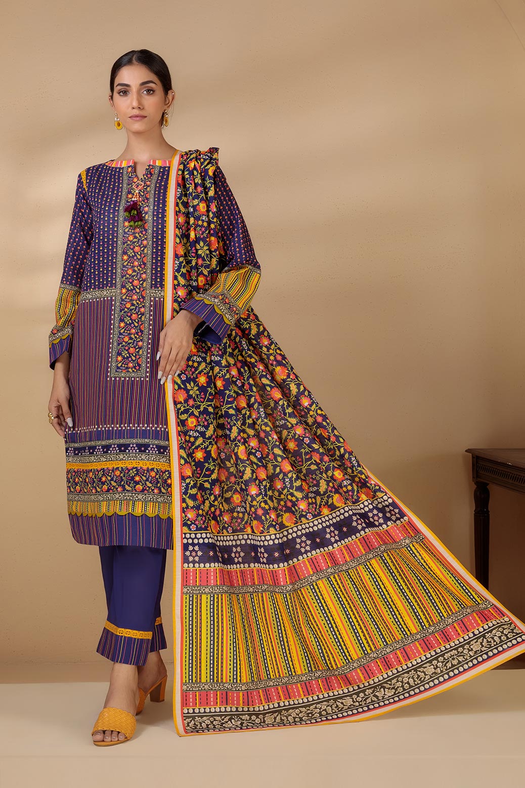 BLUE-KHADDAR-SUIT (AWO223P17)