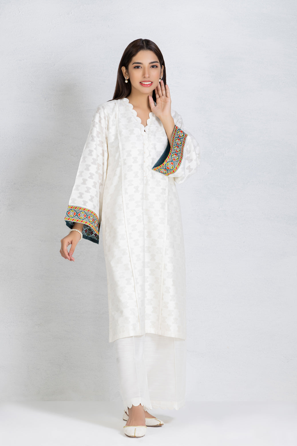 WHITE-JACQUARD-SUIT (PWS222P03)