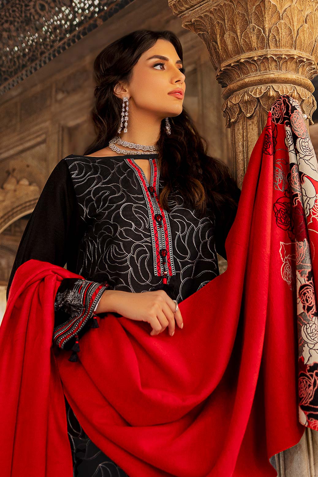 BLACK-KHADDAR-3 PIECE (RV2A223P01)