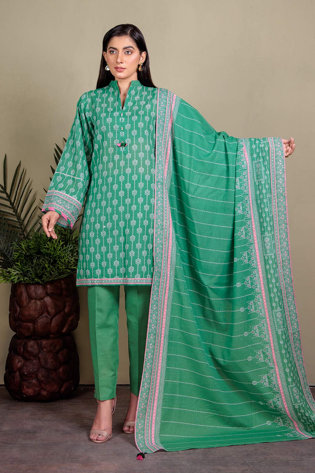 GREEN-KHADDAR-3 PIECE-SUIT (WRS223P08)